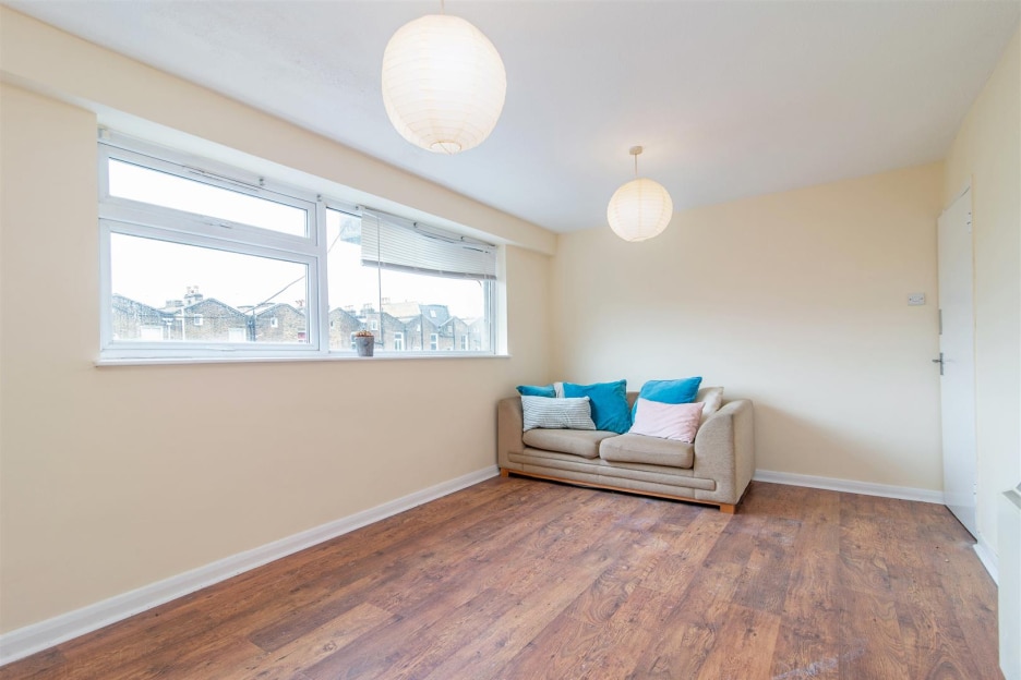 Hornsey Rd, Holloway, London