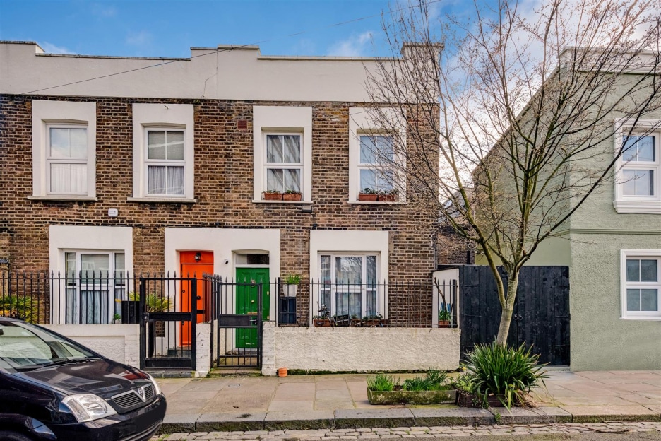 Lewis Street, London