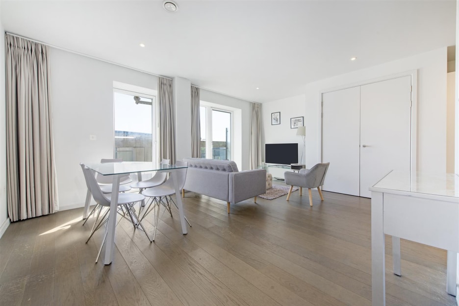 74 Broadfield Lane, London