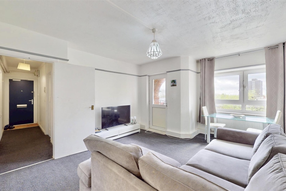 South End Close, Hampstead Heath, London, NW3