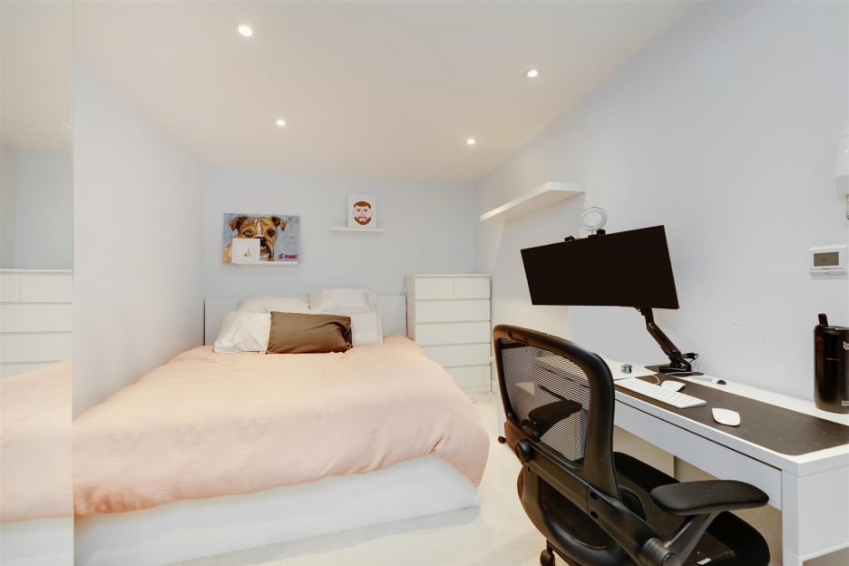 Wolsey Mews