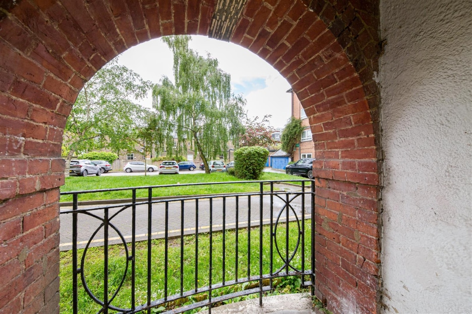 South End Close, Hampstead Heath, NW3