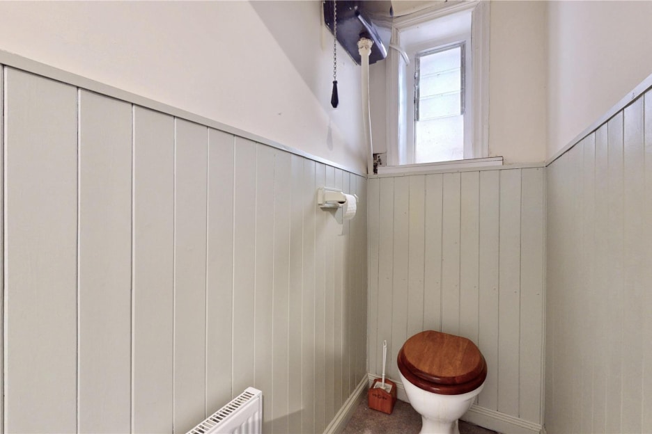 High Road, Willesden, London, NW10