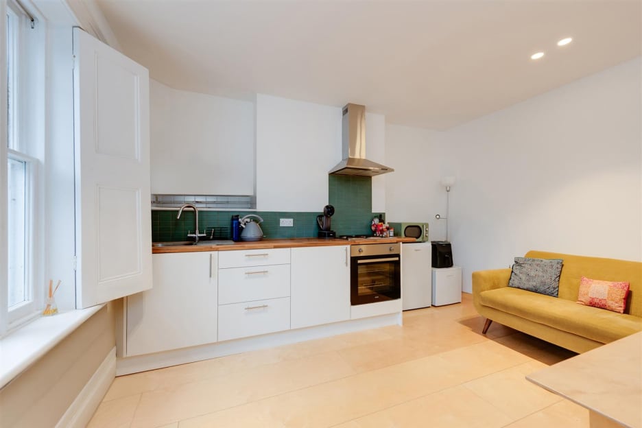 Queens Crescent, London