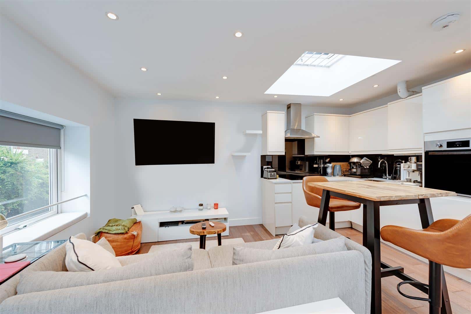 Wolsey Mews