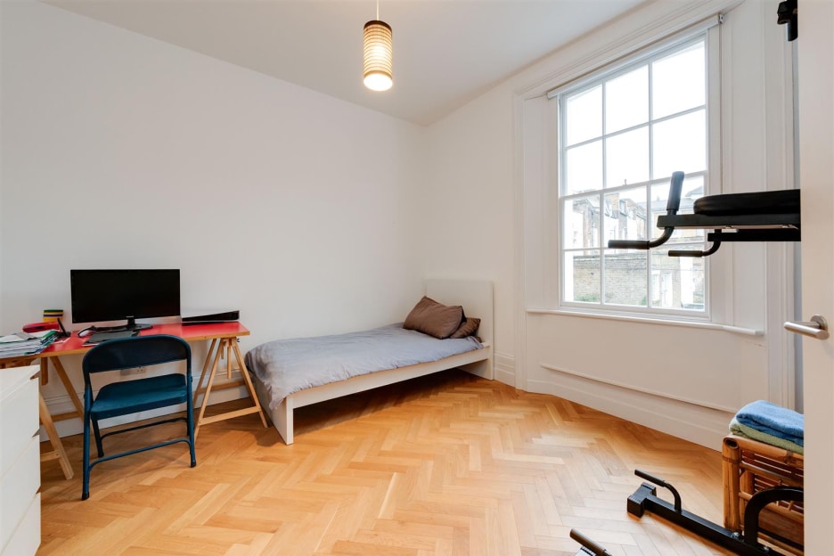 Queens Crescent, London