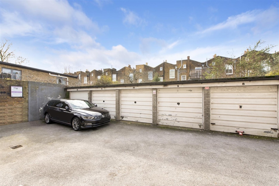 Hornsey Road, London