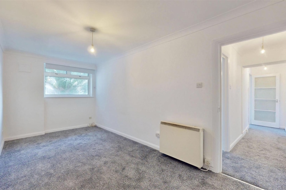 Warfield Road, London