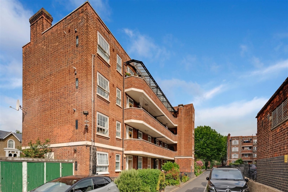 Carters Close