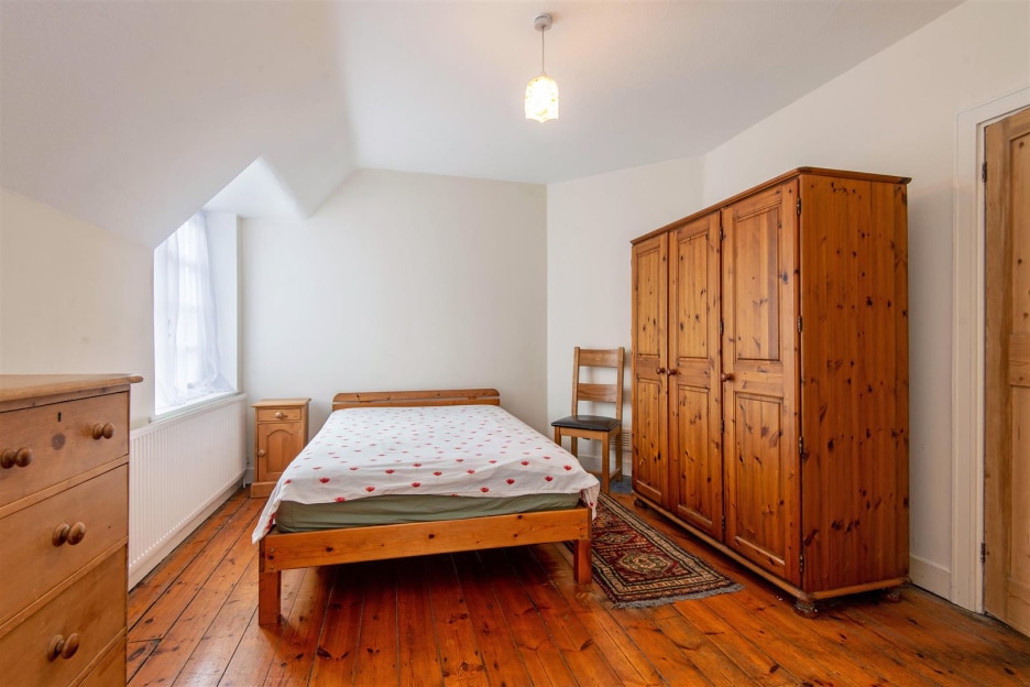 Midholm, Golders Green, London