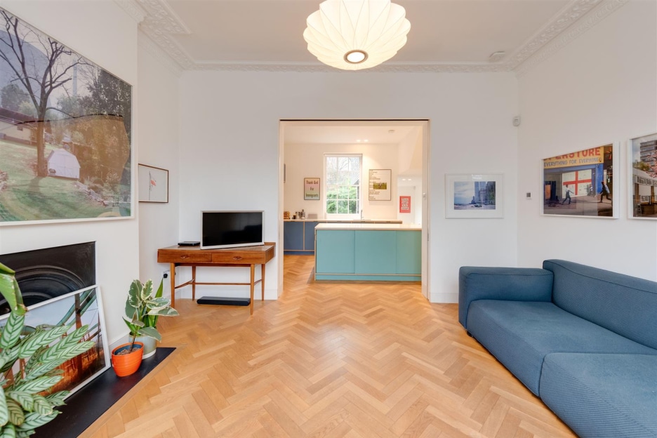 Queens Crescent, London