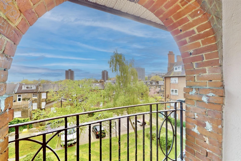 South End Close, Hampstead Heath, London, NW3