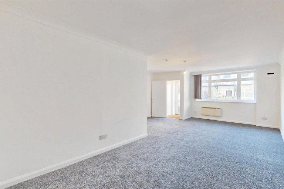 Warfield Road, London