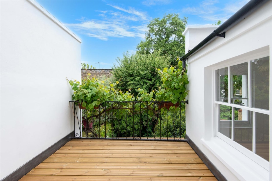 Falkland Road, London