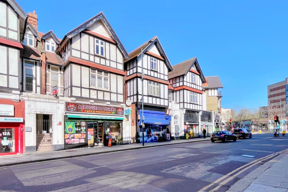 High Road, Willesden, London, NW10