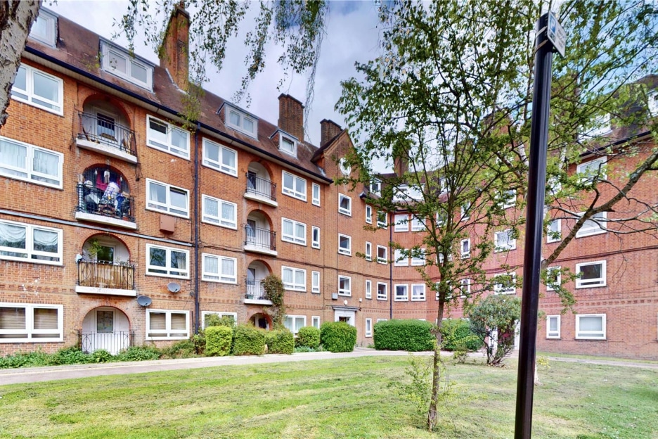 South End Close, Hampstead Heath, London, NW3