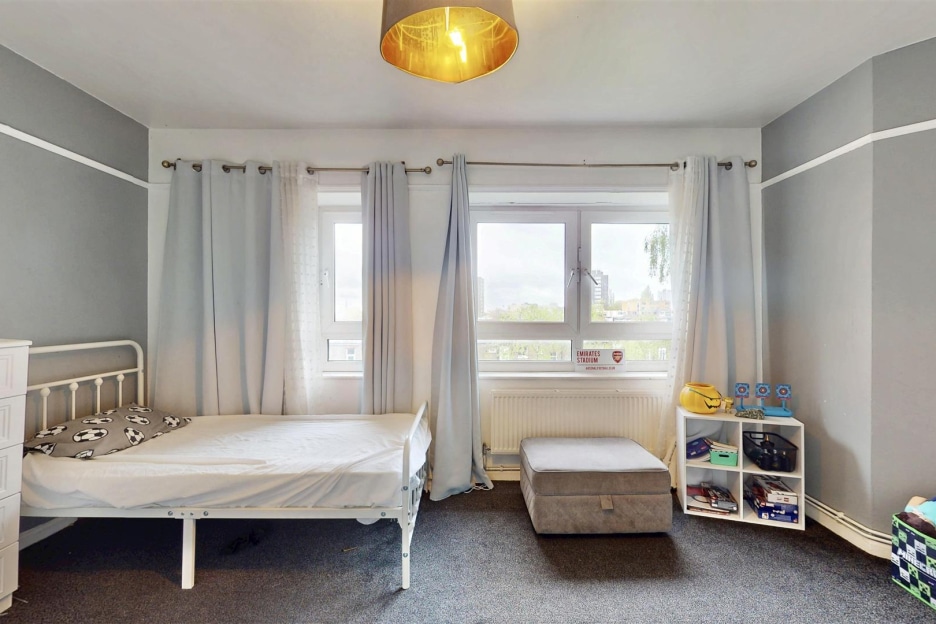 South End Close, Hampstead Heath, London, NW3